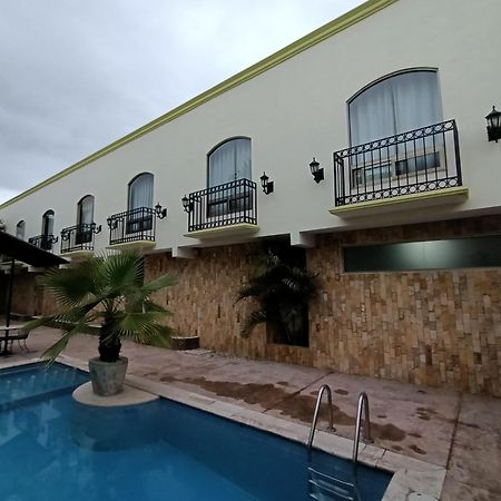 Hotel Dubrovnik Mérida Buitenkant foto