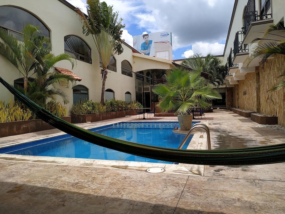 Hotel Dubrovnik Mérida Buitenkant foto