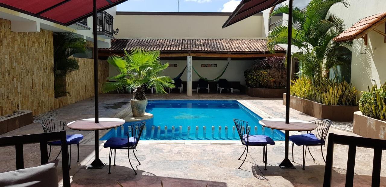 Hotel Dubrovnik Mérida Buitenkant foto